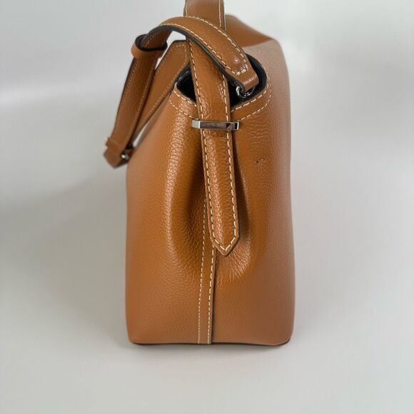 TOTEME T-Lock Grained-Leather Top Handle Tan - Picture 16 of 16